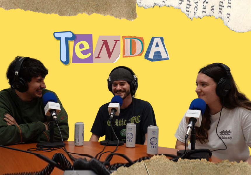 Julia Gil con 2 componentes del grupo Tenda